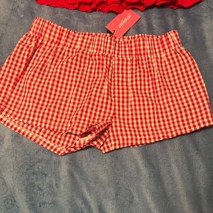 Red Checkered Women Shorts Edikted NWT new with tag size S see matching top.